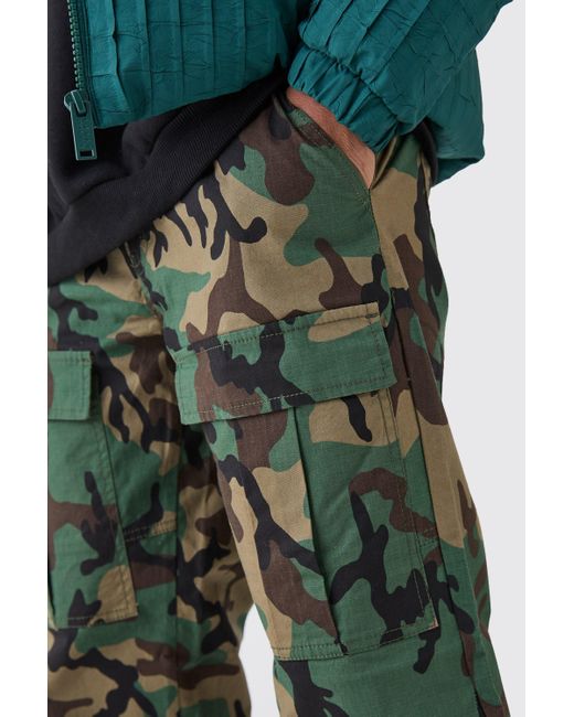 BoohooMAN Green Relaxed Gusset Ripstop Camo Cargo Trouser for men