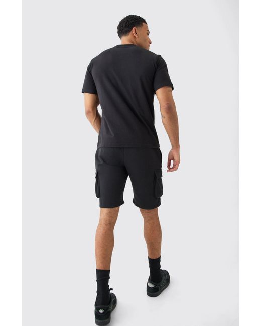 BoohooMAN Black Man Signature Mid Length Loose Cargo Shorts for men