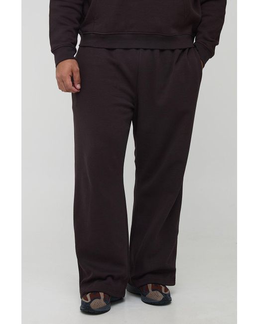 Plus Basic Straight Leg Jogger Boohoo de color Black