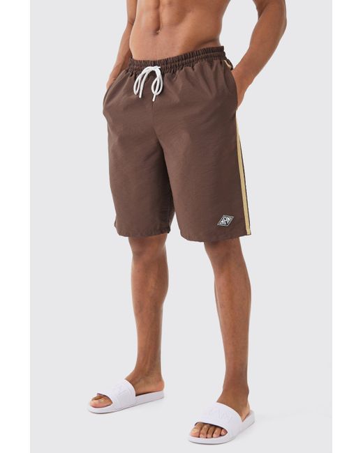 BoohooMAN Brown Triangle Crinkle Board Trunks for men
