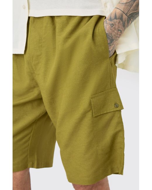 BoohooMAN Green Tall Elasticated Waist Relaxed Linen Cargo Shorts In Khaki for men