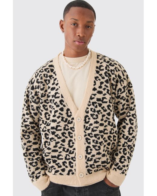 Boxy Oversized Leopard All Over Jacquard Cardigan Boohoo de color Natural