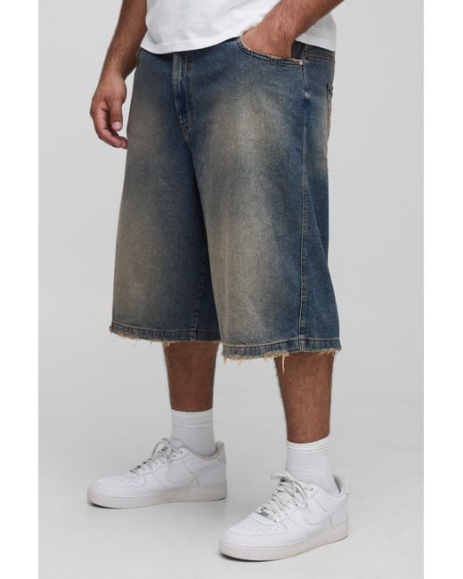 BoohooMAN Blue Plus Relaxed Longline Tinted Nibbled Pocket Denim Jorts for men
