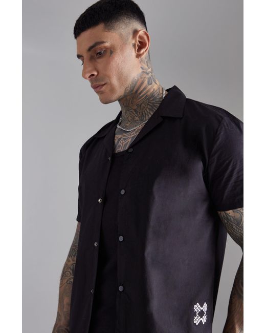 BoohooMAN Black Tall Short Sleeve Drop Revere Back Embroidered Shirt for men