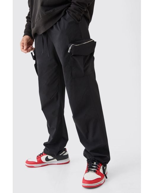 BoohooMAN Black Technical Stretch Straight Fit Cargo Pants for men