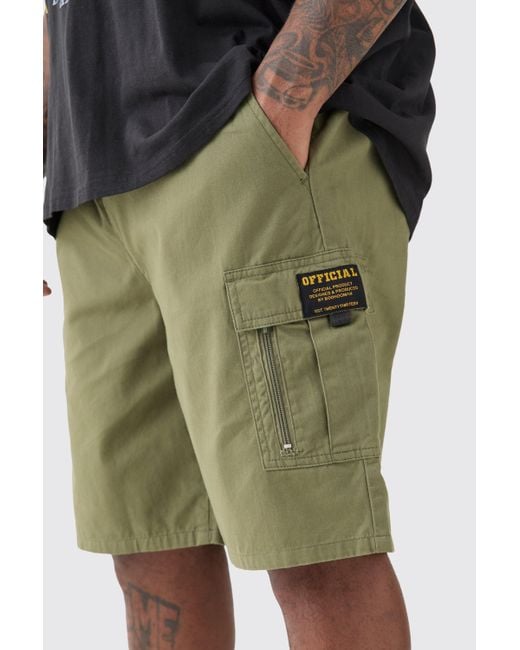 BoohooMAN Green Plus Fixed Waist Twill Relaxed Cargo Zip Detail Tab Short for men