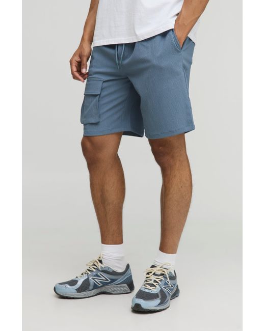 BoohooMAN Blue Elasticated Waist Relaxed Fit Crinkle Textured Cargo Shorts for men