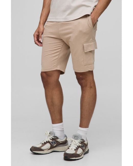 BoohooMAN Natural Lightweight Basic Slim Fit Mid Length Cargo Shorts for men