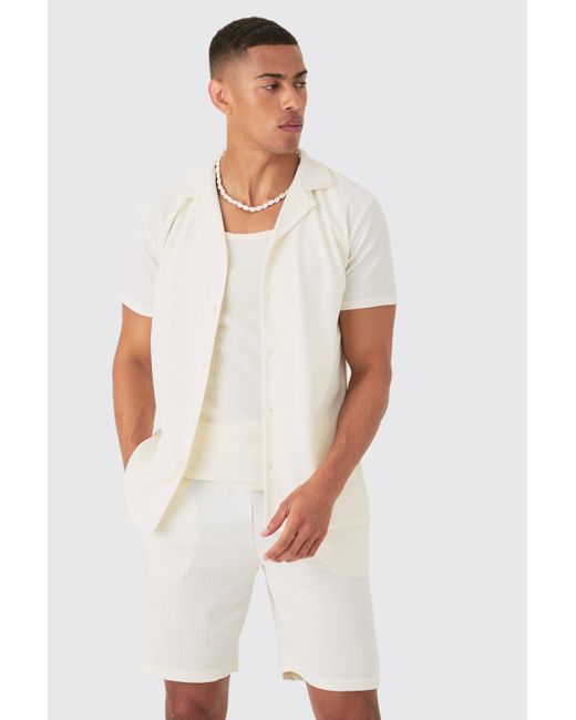 Short Sleeve Ribbed Shirt Boohoo de color White