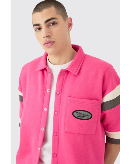 BoohooMAN Boxy Fit Varsity Shirt Short Tracksuit in Pink für Herren