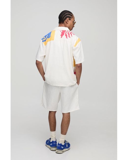 BoohooMAN Oversize Hemd & lockere Shorts mit abstraktem Leinen-Print in Natural für Herren