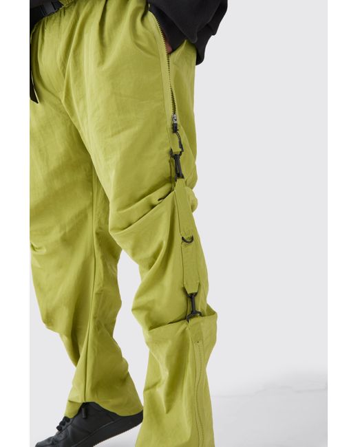 BoohooMAN Green Plus Elasticated Waistband Relaxed Nylon Trouser for men