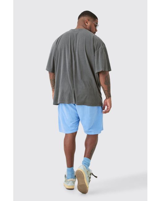 BoohooMAN Plus Oversized Hearbreakers Shorts In Blue for men