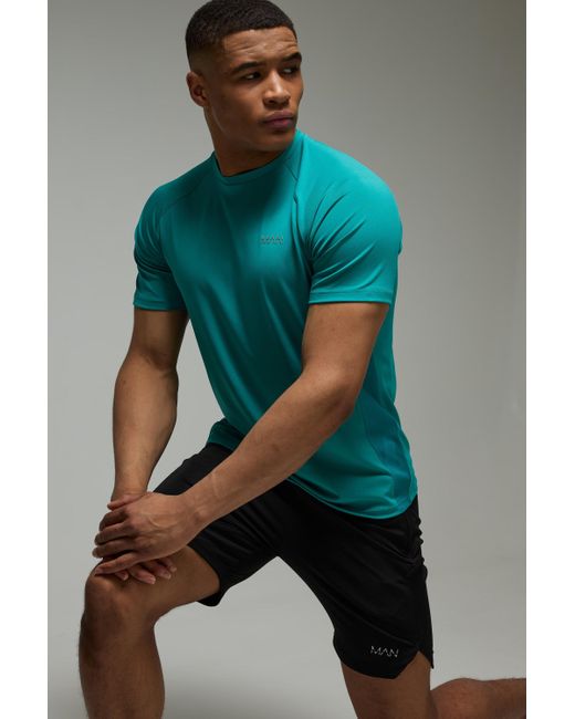 Conjunto Man Active Resistente De Camiseta Y Pantalón Corto Boohoo de color Blue