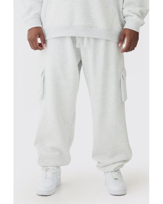 BoohooMAN Gray 330Gsm Plus Oversized Fit Cargo Sweatpants for men