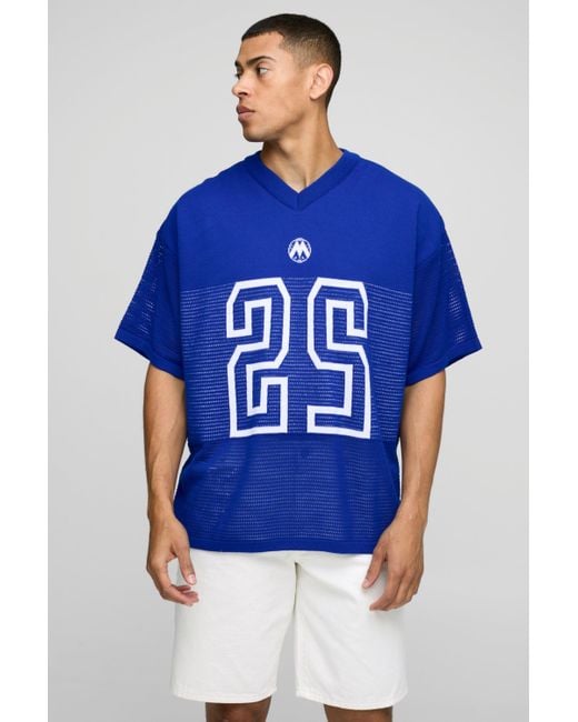 Camiseta Regular De Punto Universitaria Con Escote De Pico Boohoo de color Blue