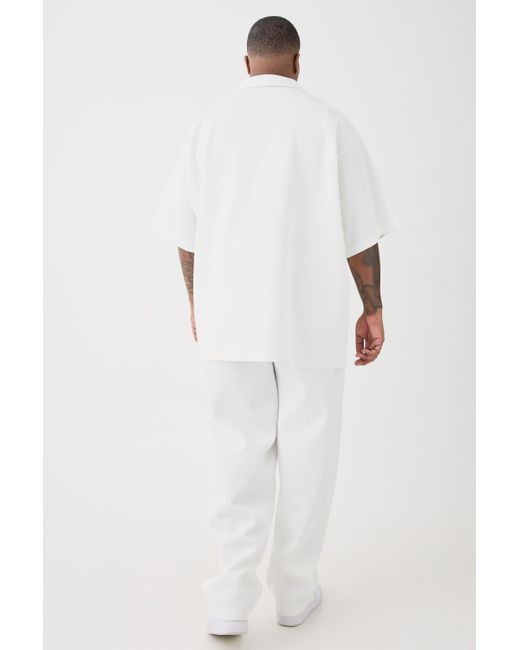 BoohooMAN White Plus Short Sleeve Revere Oversized Pleated Shirt for men