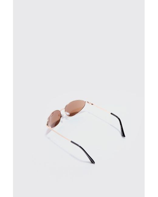 Angled Metal Sunglasses With Brown Lens In Gold Boohoo de color White