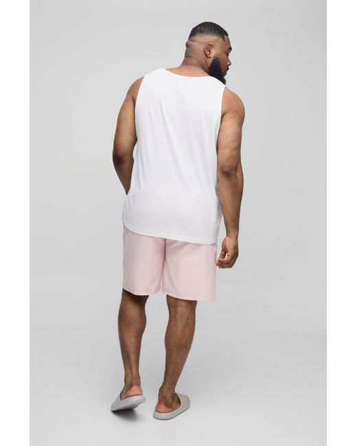 BoohooMAN Plus lange Badehose mit Logo in Pink für Herren