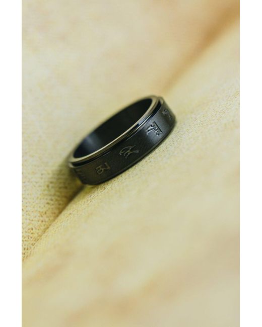 BoohooMAN Natural The Colourful Aura 8mm Matt Black Rotating Buddhist Tibetan Spinner Prayer Monk Spinner Ring for men