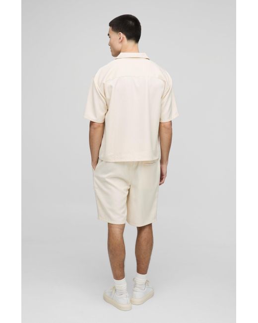 BoohooMAN Oversize Twill Hemd mit Taschen-Detail & Shorts in Natural für Herren