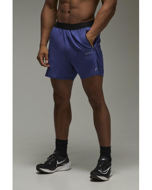 Man Active Perforated Stretch Woven Regular Fit 5Inch Short Boohoo de color Blue