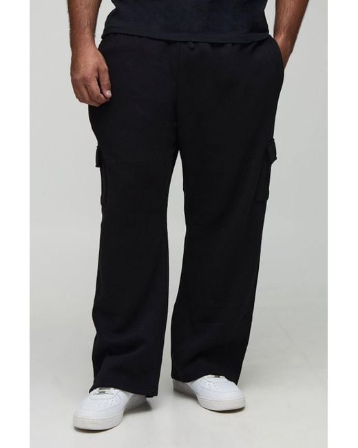 BoohooMAN Black Plus Basic Straight Leg Cargo Jogger for men