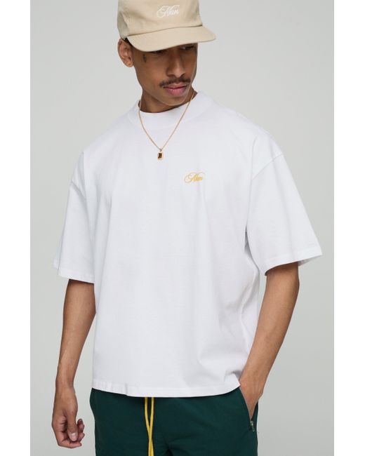 Camiseta Man Official Oversize Recta Recta Con Cuello Extendido Boohoo de color White