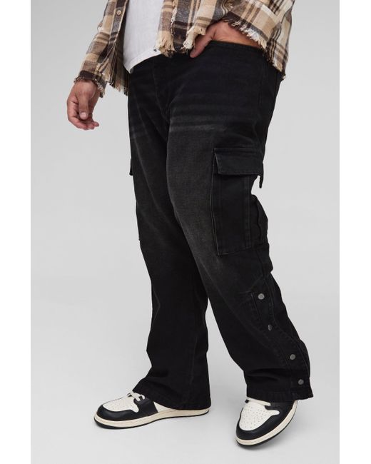 BoohooMAN Black Plus Heavyweight Slim Flare Popper Hem Twill Cargo Trousers for men