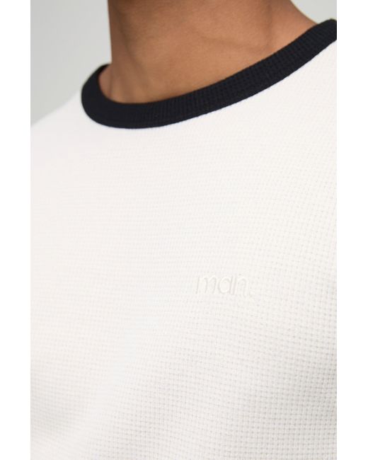BoohooMAN Ringer T-Shirt in Waffeloptik mit Man-Stickerei in White für Herren