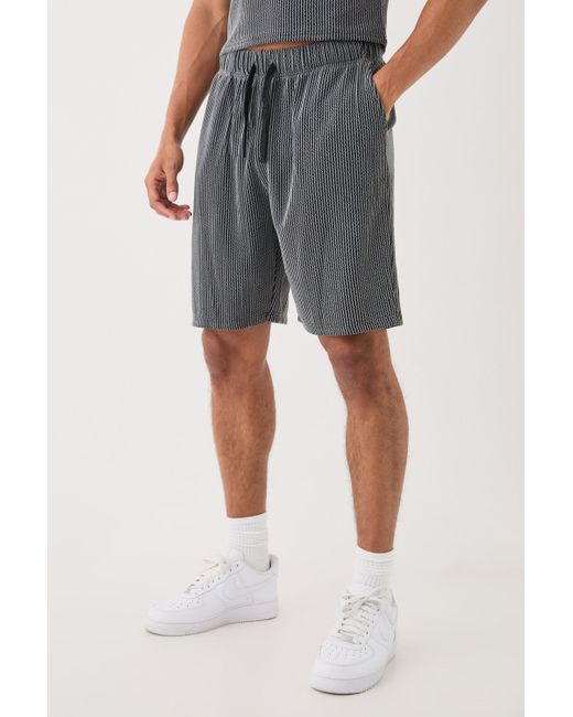 BoohooMAN Relaxed Fit Mid Length Stripe Texture Shorts in Blue für Herren