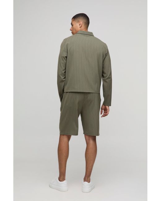 BoohooMAN Lockere gestreifte Shorts in Green für Herren