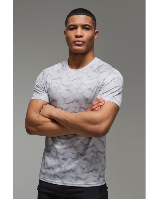 BoohooMAN Gray Active Abstract Print Regular Fit Performance T-Shirt for men