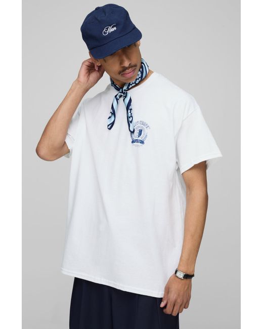 Camiseta Oversize Blanca Con Cuello Extendido Y Estampado De Saint Tropez Boohoo de color White