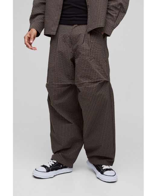BoohooMAN Black Baggy Fit Ripstop Check Gathered Knee Trouser for men