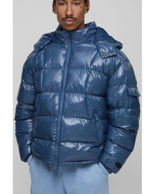 Regular Fit High Shine Quilted Hooded Puffer Jacket Boohoo de color Blue