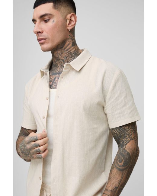 BoohooMAN Tall kurzärmliges Leinen-Hemd in Natural für Herren