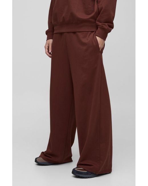 BoohooMAN Basic Jogginghose mit extrem weitem Bein in Brown für Herren