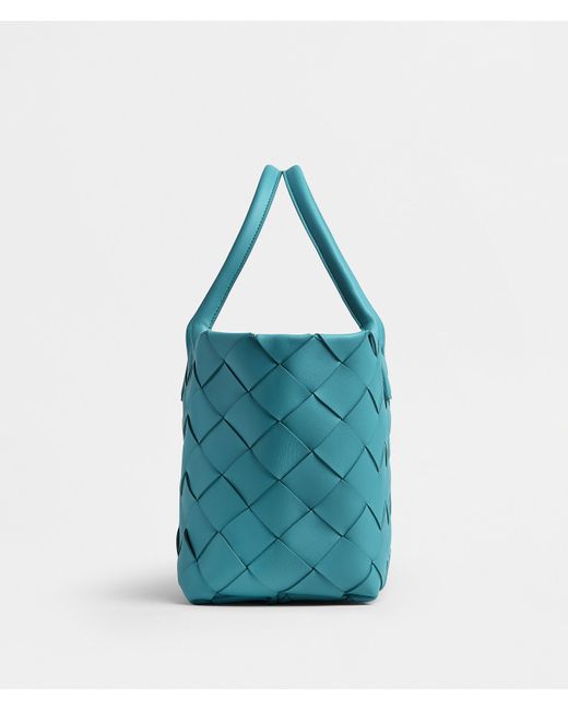 Bottega Veneta マキシ イントレチャート トート Blue