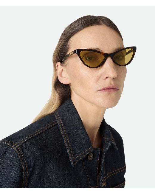 BOTTEGA VENETA クラシック キャットアイ サングラス Bottega Veneta クラシック キャットアイ サングラス メタリック | Lyst