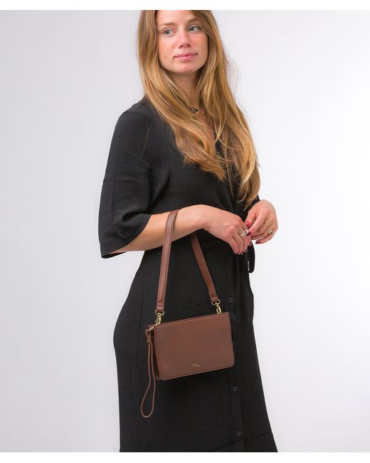 Pure Luxuries Black 'Layla' Dark Tan Nappa Leather Grab Clutch Phone Bag