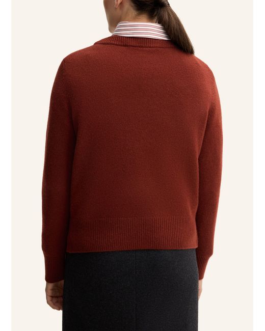Windsor. Red Pullover