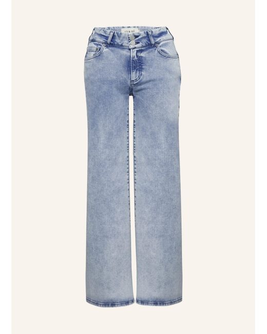 Item M6 Blue Flared Jeans WIDE LEGGED HIGH RISE DENIM