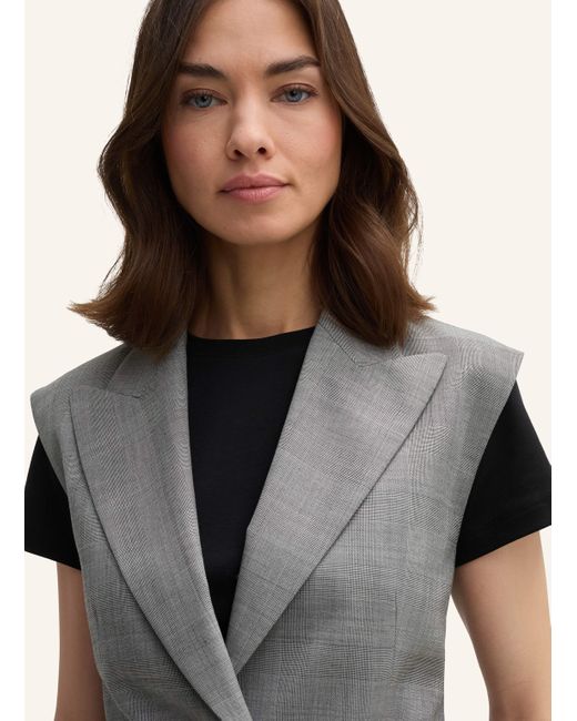 Windsor. Gray Weste