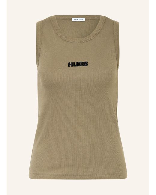 Mrs & HUGS Green Top