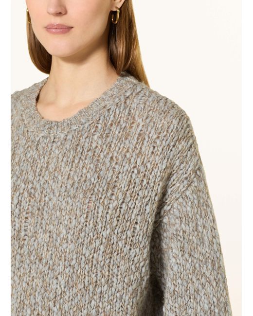 Bakaree White Pullover