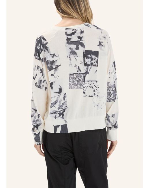 High White Pullover CHIRPY