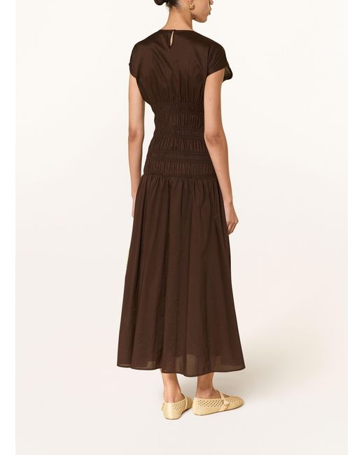 Closed Brown Maxikleid