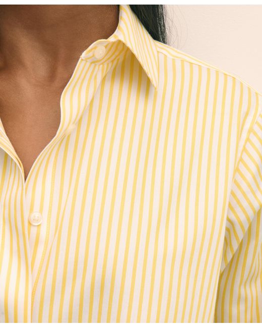 Relaxed Fit Cotton Satin Striped Shirt di Brooks Brothers in Natural
