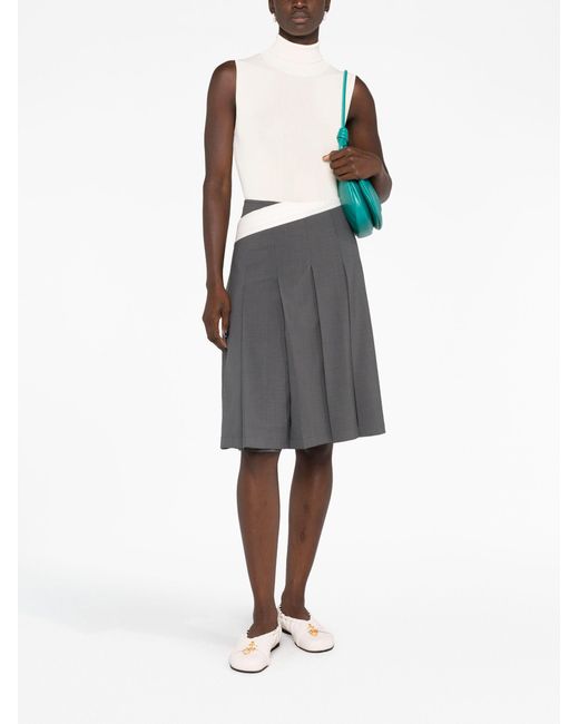 Low Classic Gray Diagonal Stripe Pleated Midi Skirt